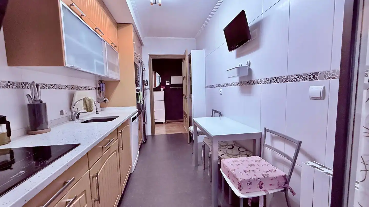 Piso con terraza en venta en Askorra Kalea, imagen 10