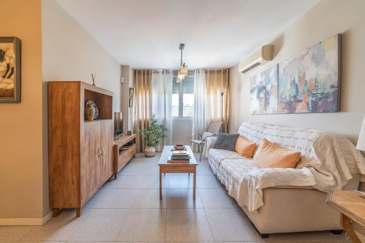 Sala de estar de Piso en venta en Sevilla con Aire acondicionado y Alarma