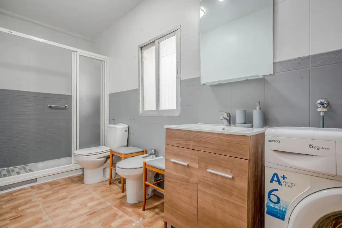 Baño de Casa adosada en venta en Arganda del Rey con Calefacción y Trastero