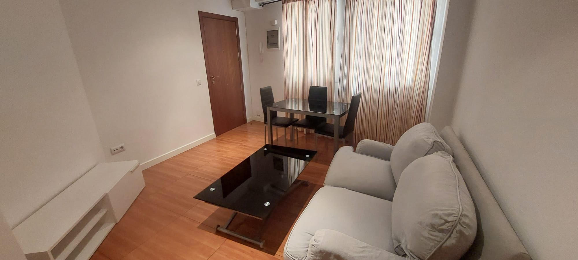 Apartament de lloguer a Alameda de Colón, Ensanche Centro - Puerto