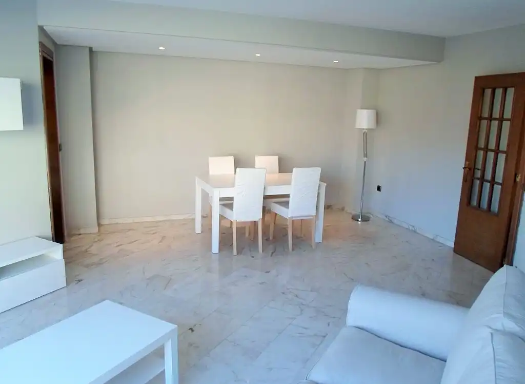 Comedor de Piso de alquiler en Valencia con Aire acondicionado, Calefacción y Amueblado