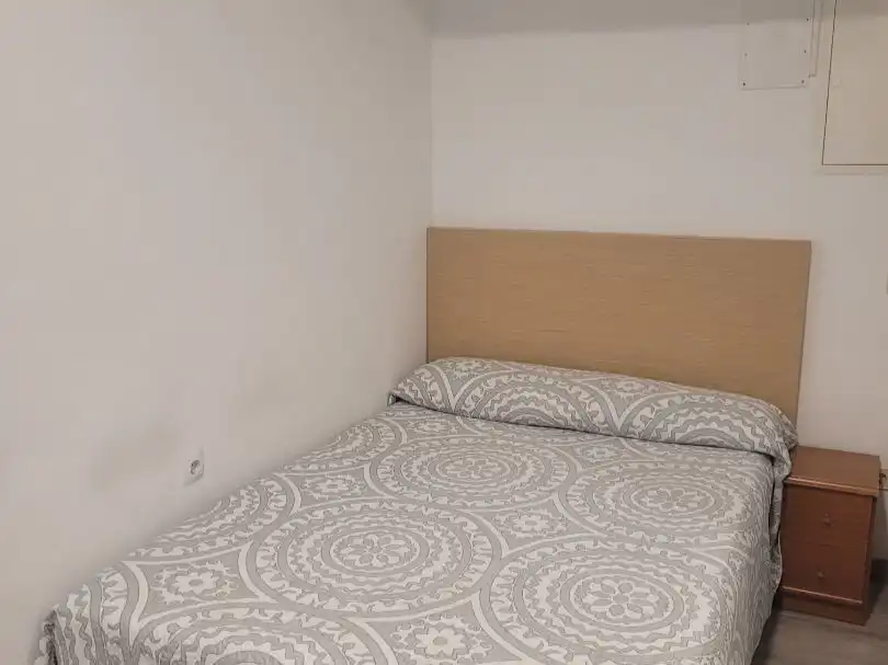 Bedroom of Flat for rent in Madrid  with Air Conditioner, Heating and Furnished