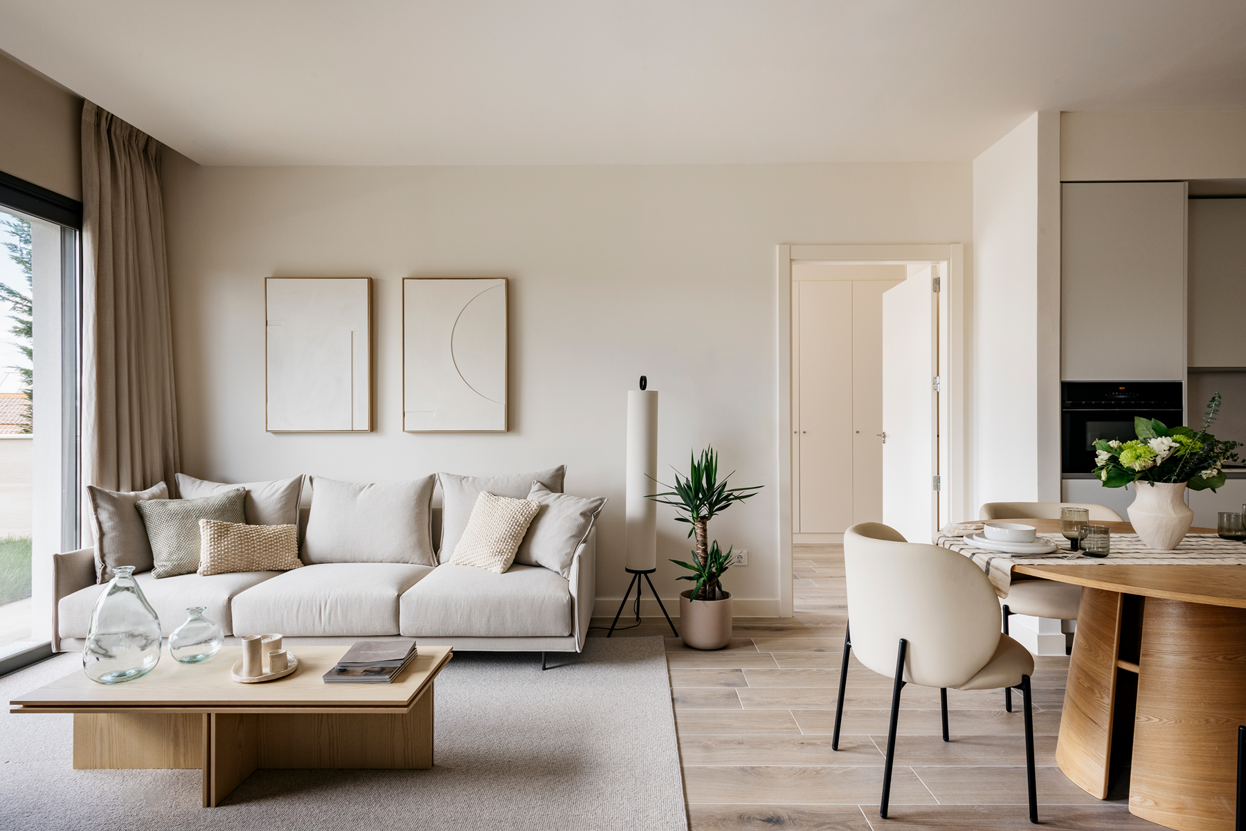 Sala de estar de Apartamento en venta en La Moraleja con Aire acondicionado, Terraza y Piscina comunitaria