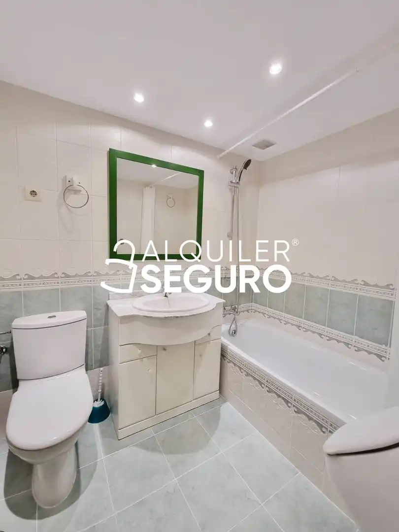 Piso con piscina en alquiler en Talgo, imagen 15