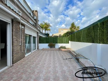 Villa con giardino in vendita a Carrer Joaquim Mir 16