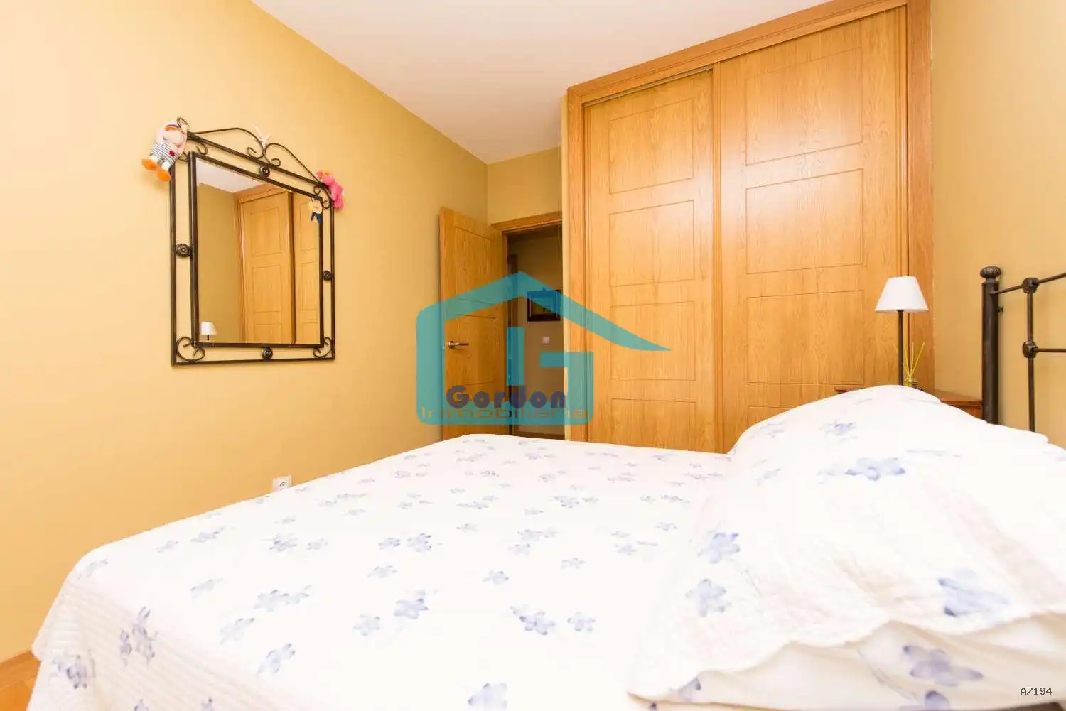Habitación de Piso en venta en O Grove   con Calefacción, Terraza y Piscina