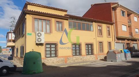 Foto 4 de Edifici en venda a Carretera Santander, Villaquilambre, León
