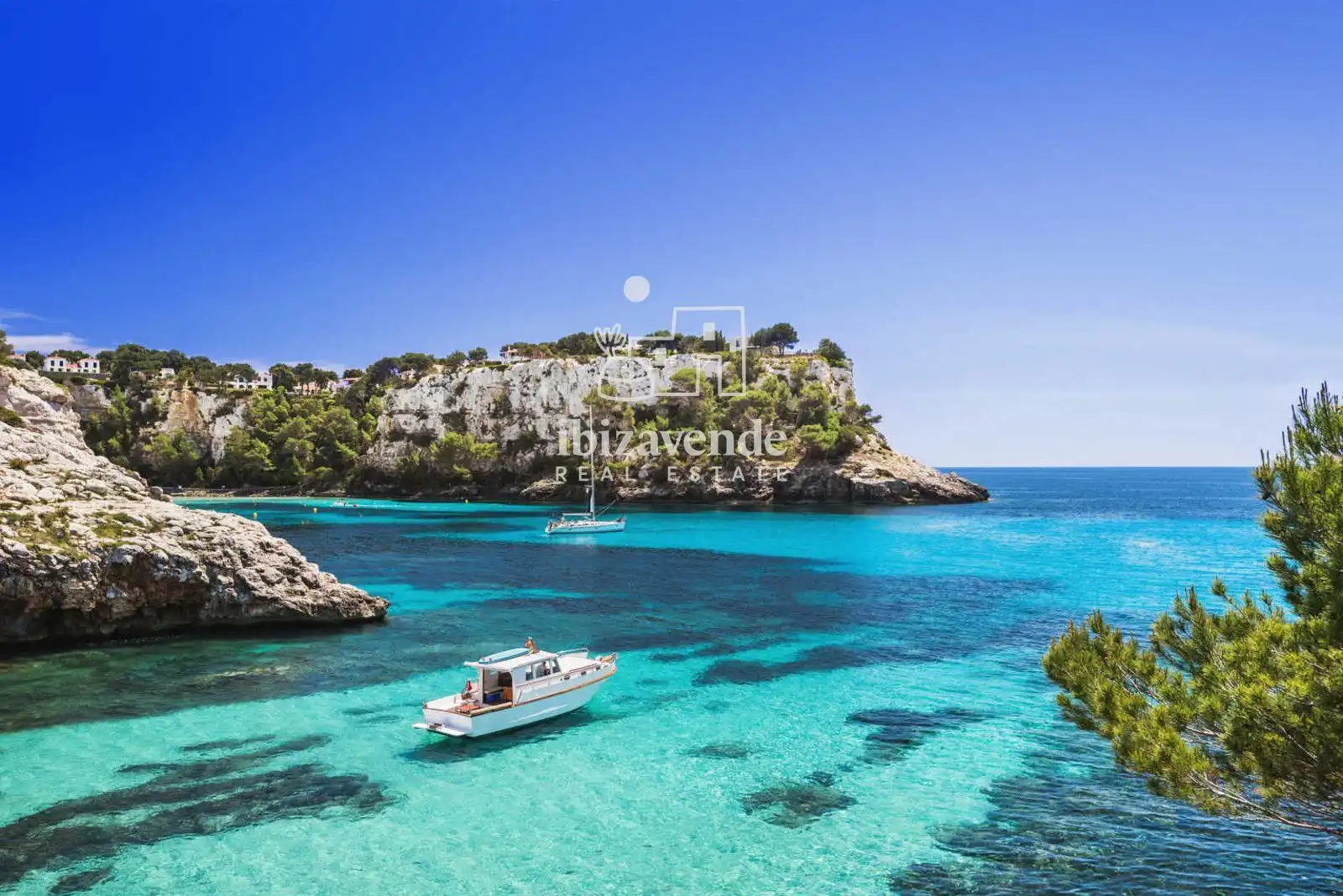 Wohnung zur Miete in Santa Eulària des Riu mit Klimaanlage, Terrasse und Möbliert