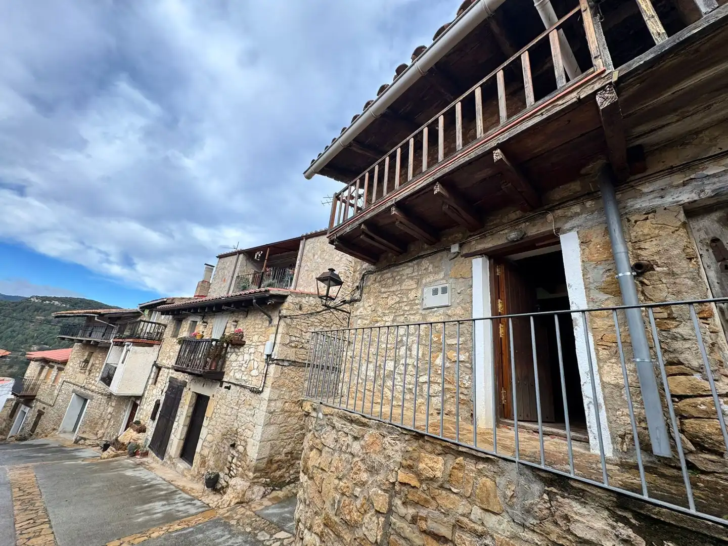 Vista exterior de Finca rústica en venta en La Pobla de Benifassà con Amueblado