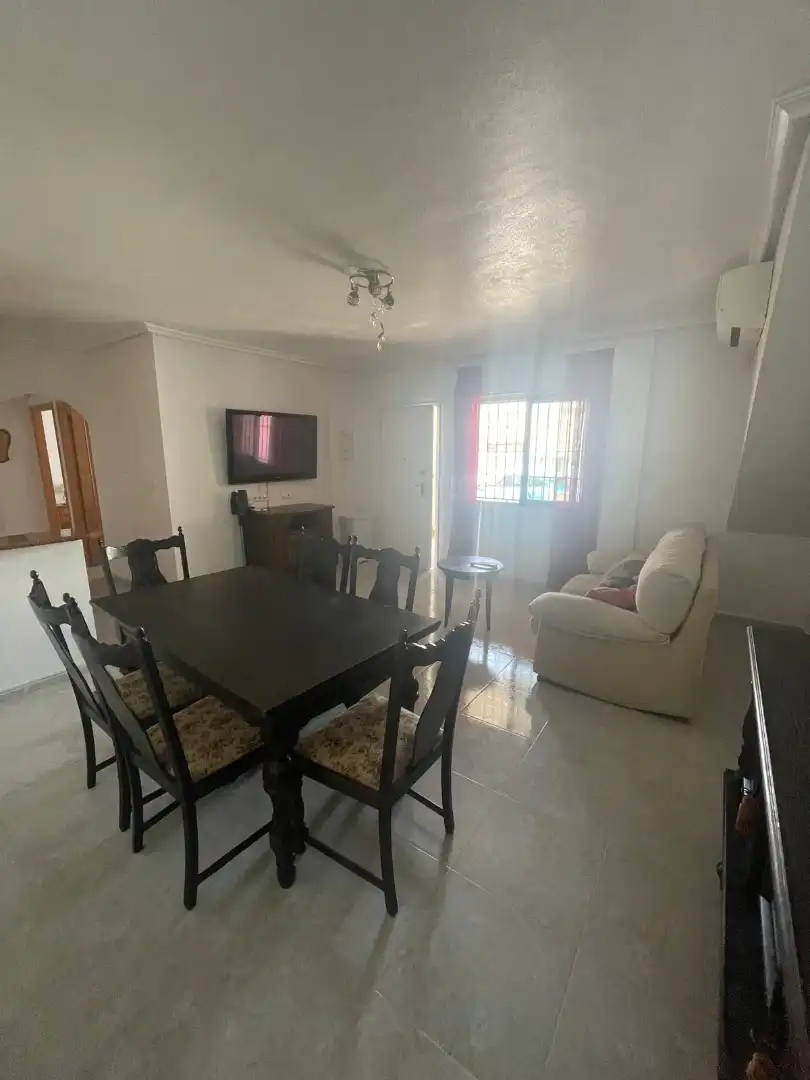 Sala de estar de Planta baja en venta en Daya Vieja con Aire acondicionado, Terraza y Amueblado