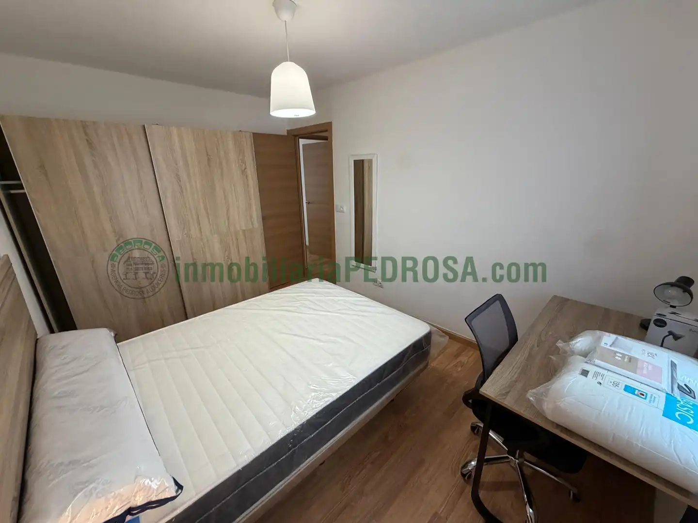 Schlafzimmer von Wohnung zur Miete in Pontevedra Capital 