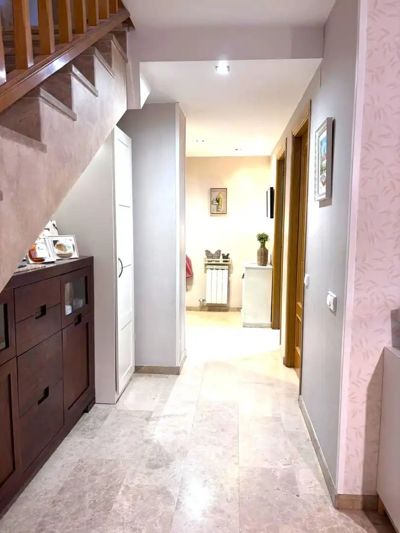 Dúplex en venta en Sant Boi de Llobregat con Aire acondicionado, Calefacción y Terraza