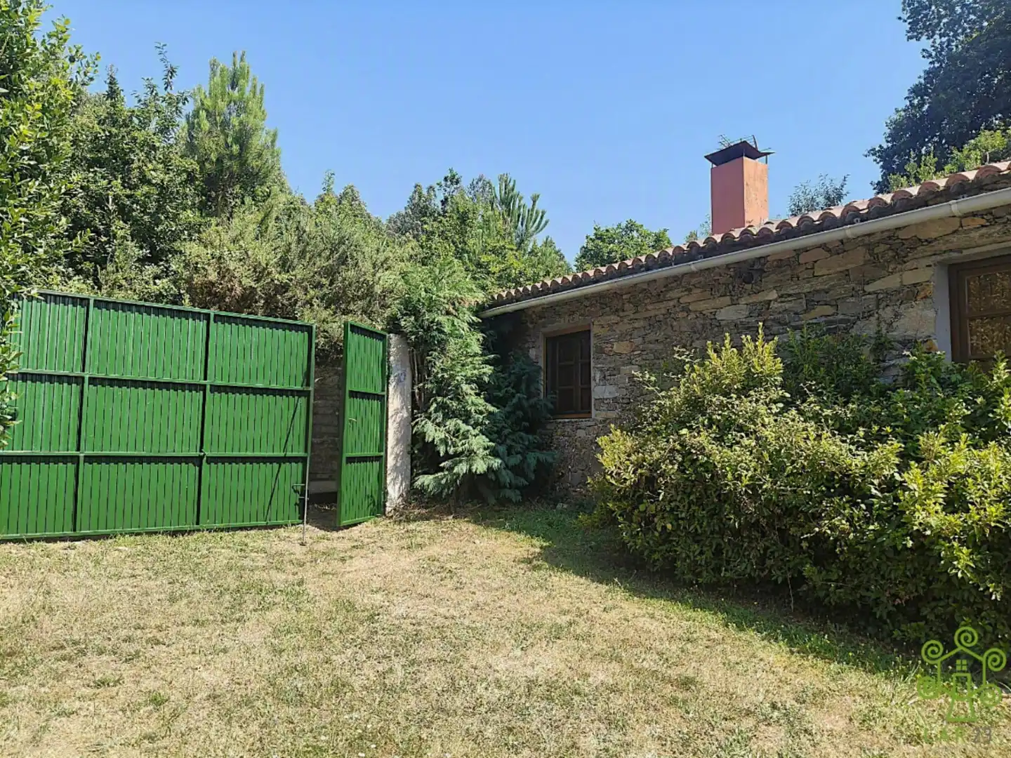 Vista exterior de Casa o xalet en venda en Abegondo amb Calefacció, Jardí privat i Piscina