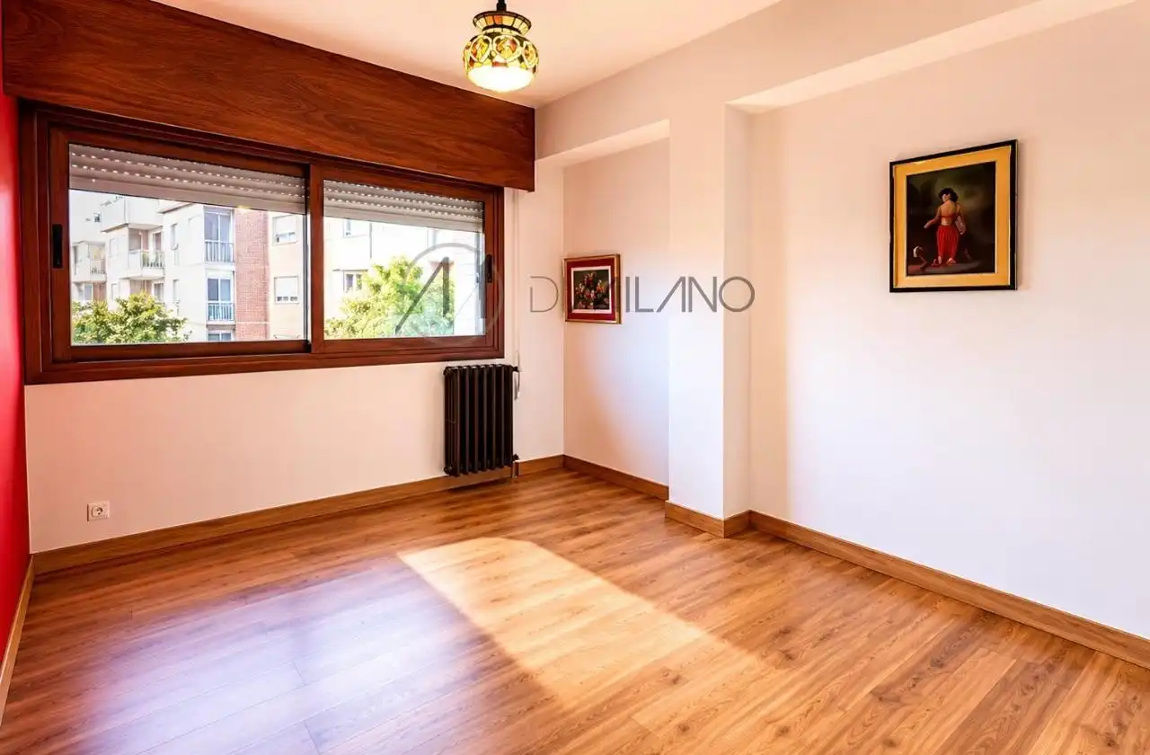 Living room of Flat for sale in Pontevedra Capital   with Heating, Storage room and Balcony