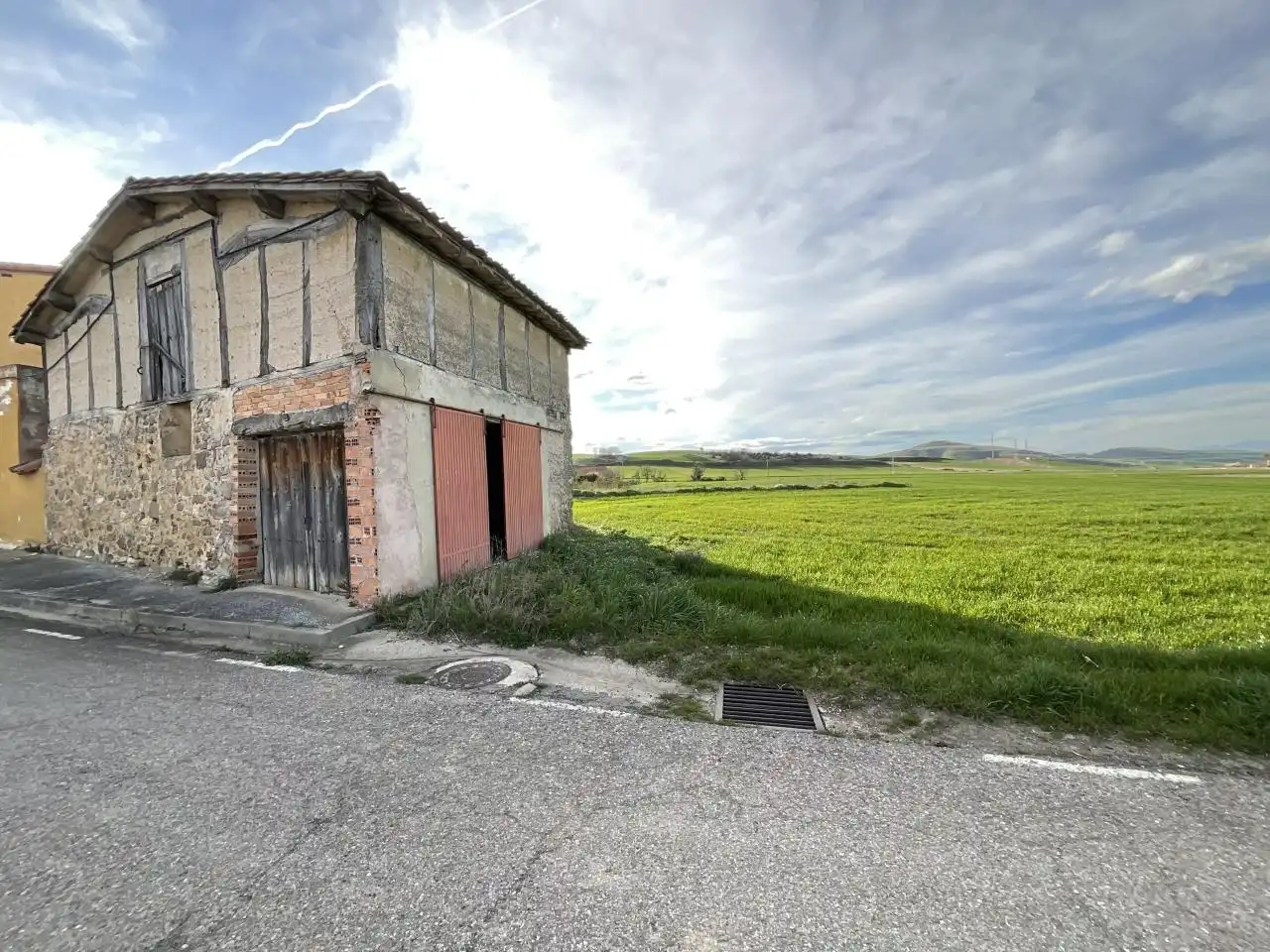 Local en venta en Bascuñana