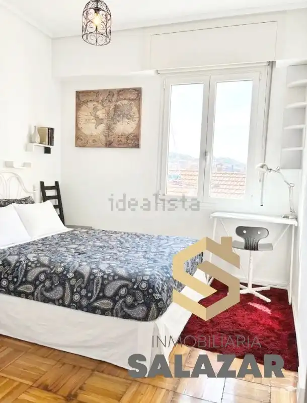 Habitación de Piso de alquiler en Bilbao  con Calefacción y Terraza