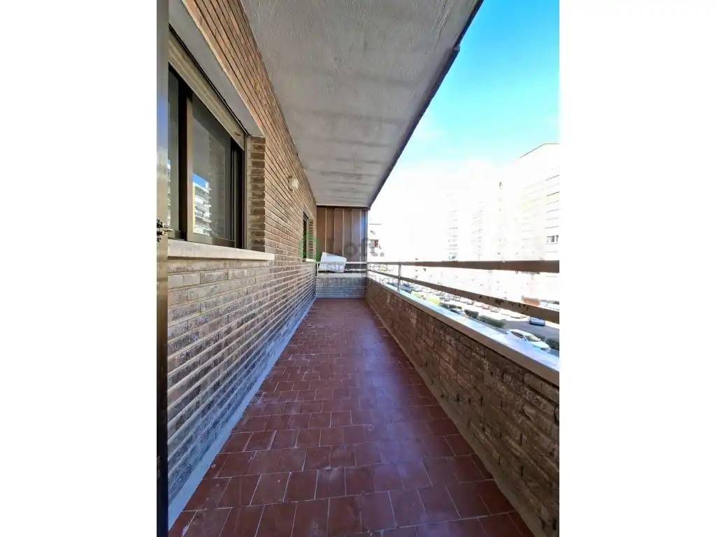 Flat with lift for sale in Santa Marina, imagen 2