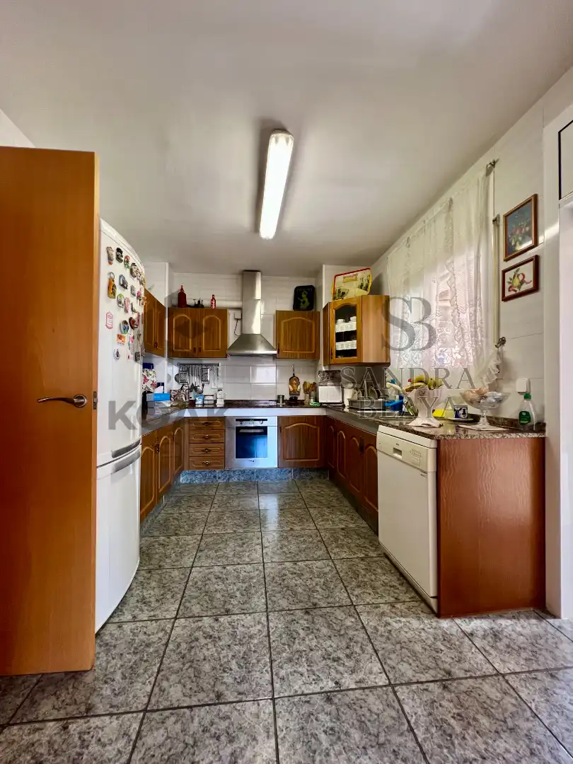 Cuina de Pis en venda en Vilanova i la Geltrú amb Aire condicionat, Calefacció i Terrassa