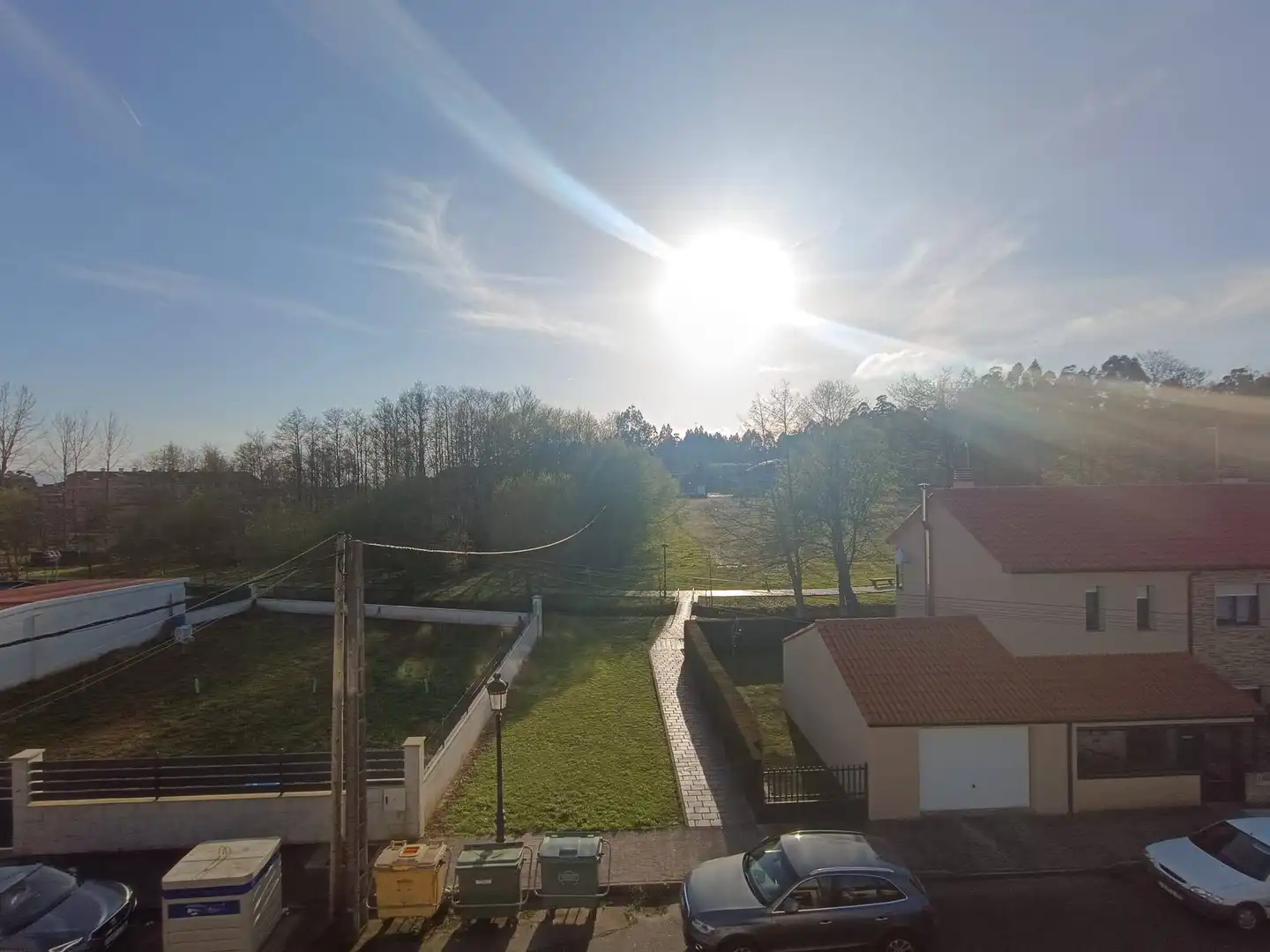 Außenansicht von Wohnung zum Verkauf in Touro mit Privatgarten, Terrasse und Abstellraum