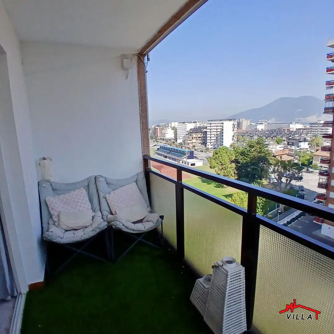 Terraza de Piso en venta en Laredo con Calefacción, Terraza y Amueblado