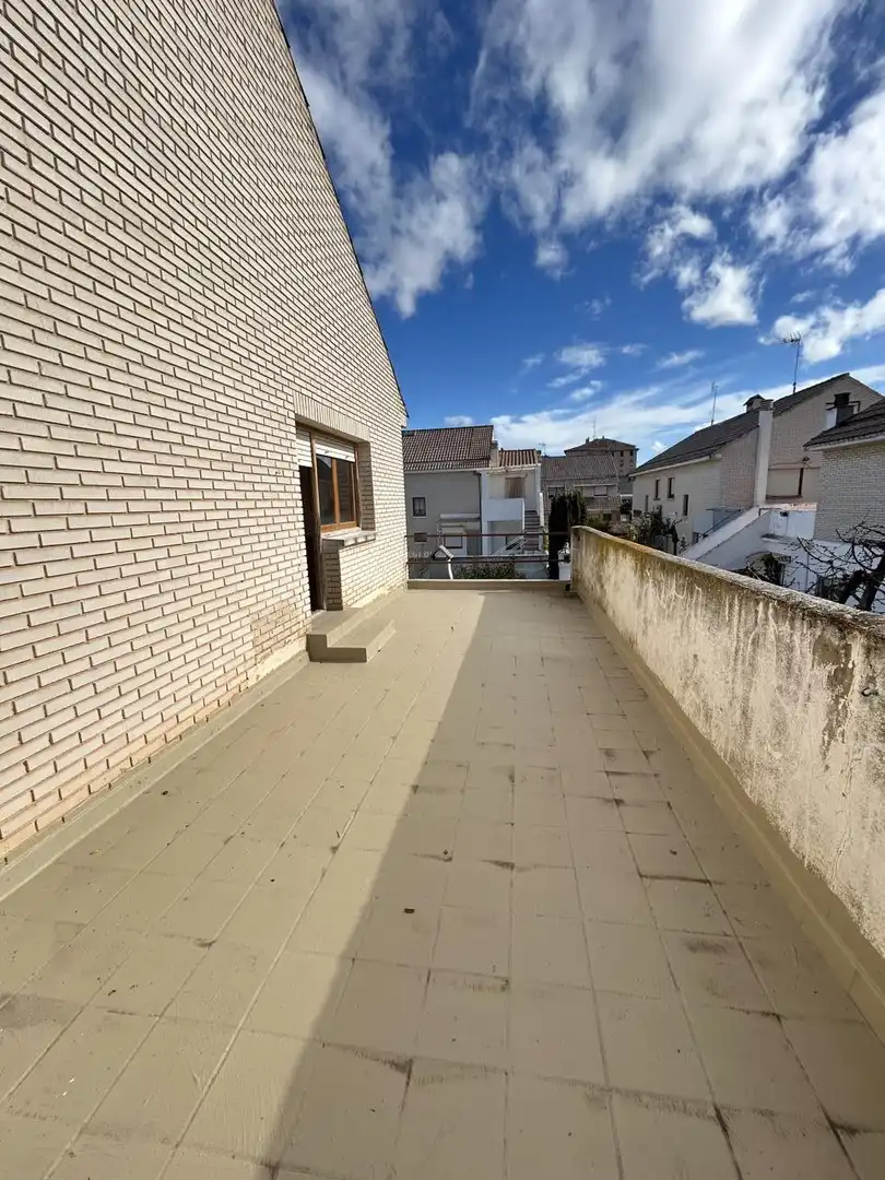 Casa amb terrassa en venda a Travesía Europa, imagen 38