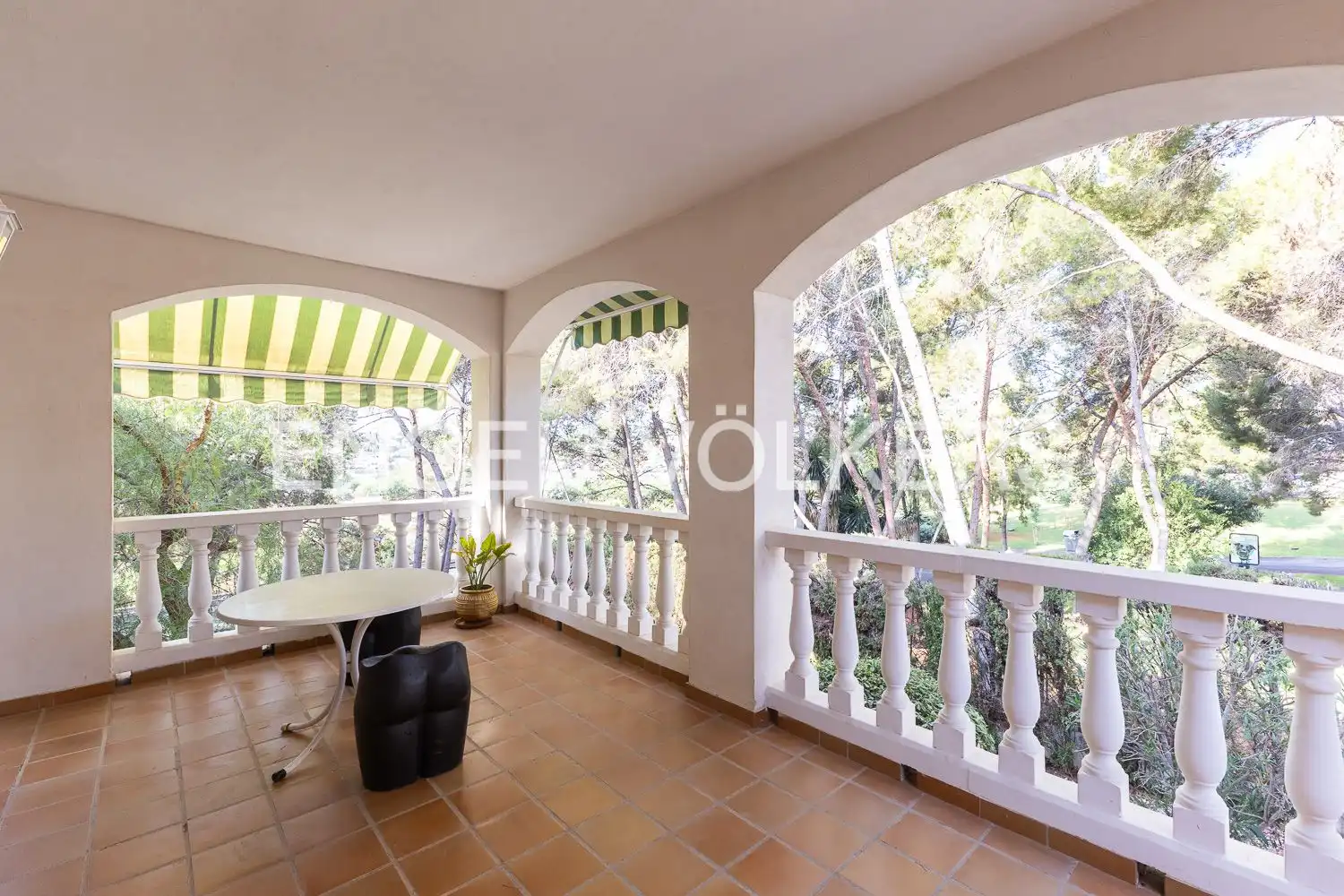 Vista exterior de Casa o chalet de alquiler en Paterna con Aire acondicionado, Calefacción y Jardín privado