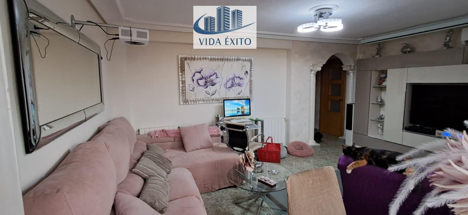 Sala d'estar de Pis en venda en  Jaén Capital amb Aire condicionat i Calefacció