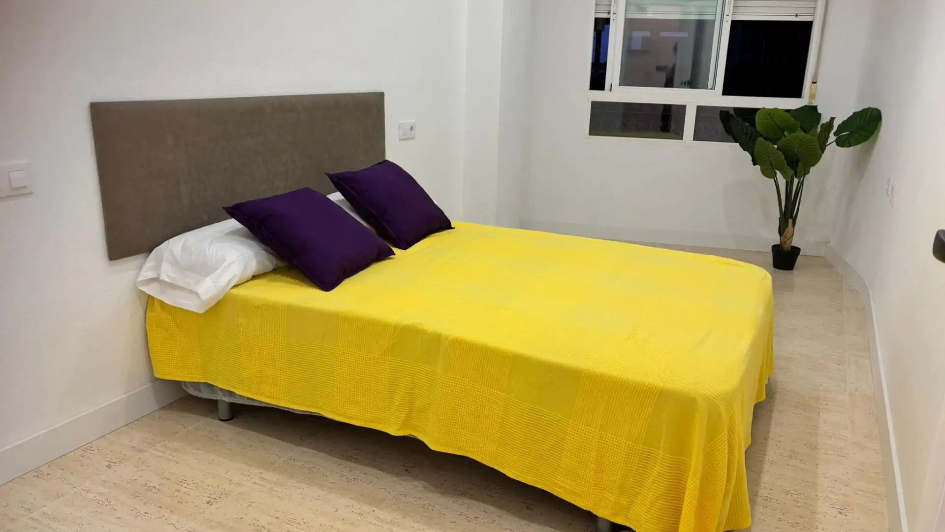 Bedroom of Flat for sale in La Unión