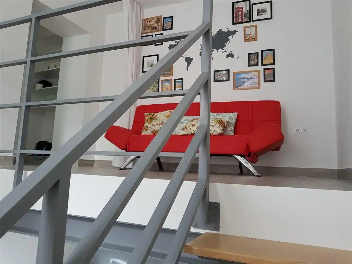 Sala d'estar de Apartament en venda en Los Guájares amb Aire condicionat, Moblat i Balcó