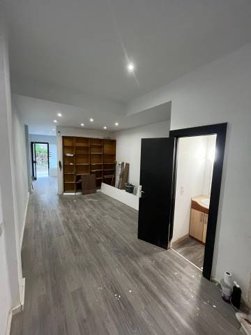 Local comercial en Venta en Carrer del Llac Enol en Los Almendros - Son Rapinya