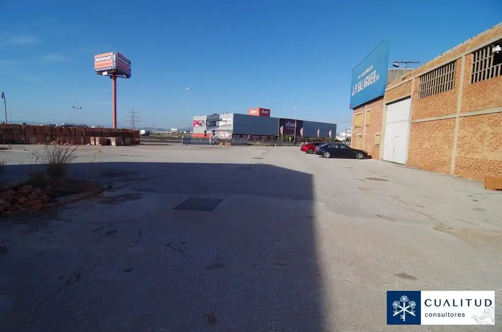 Parking de Nave industrial en venta en Vila-real