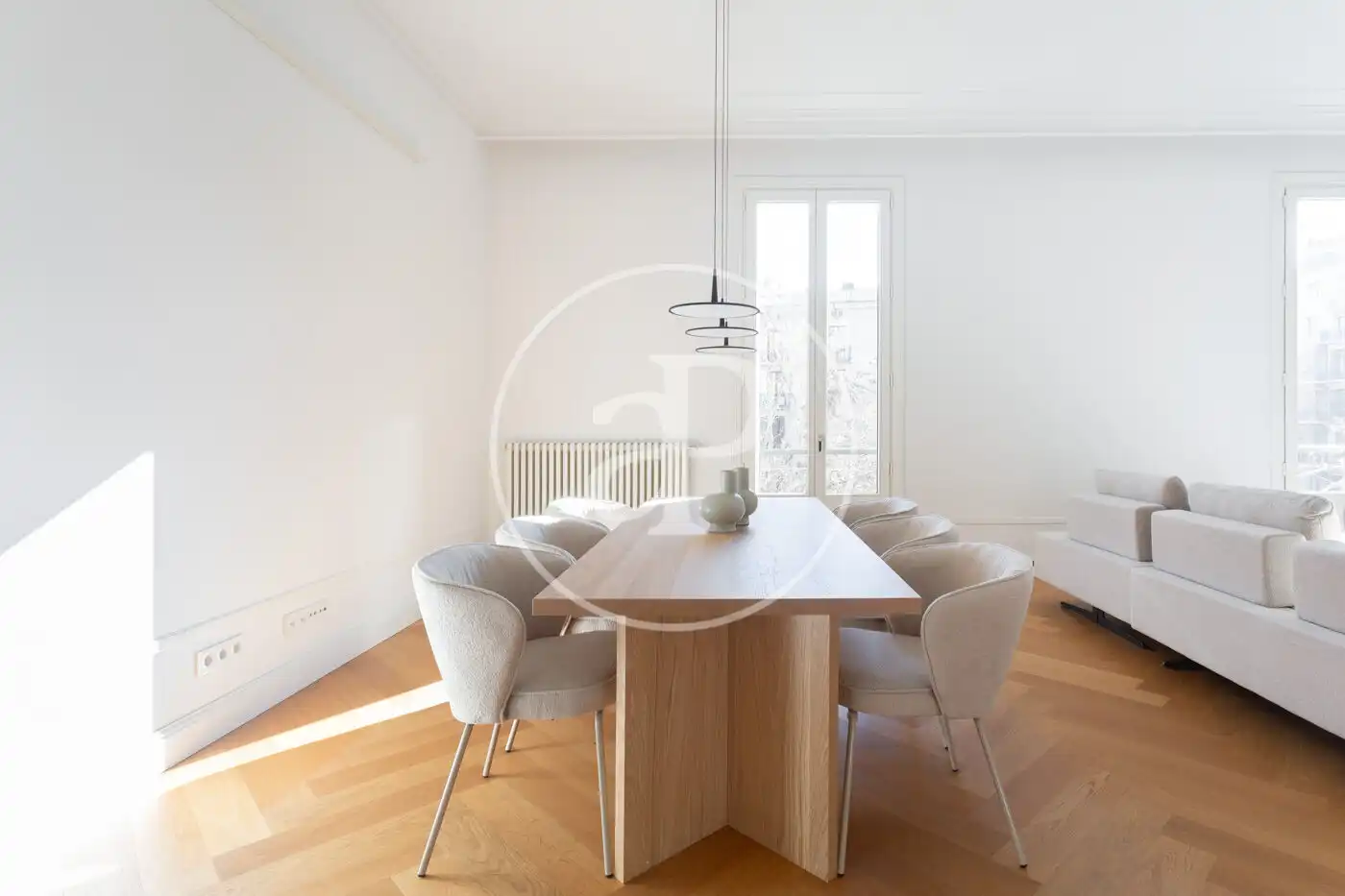 Wohnung zur Miete in C/ de Girona, Dreta de l'Eixample