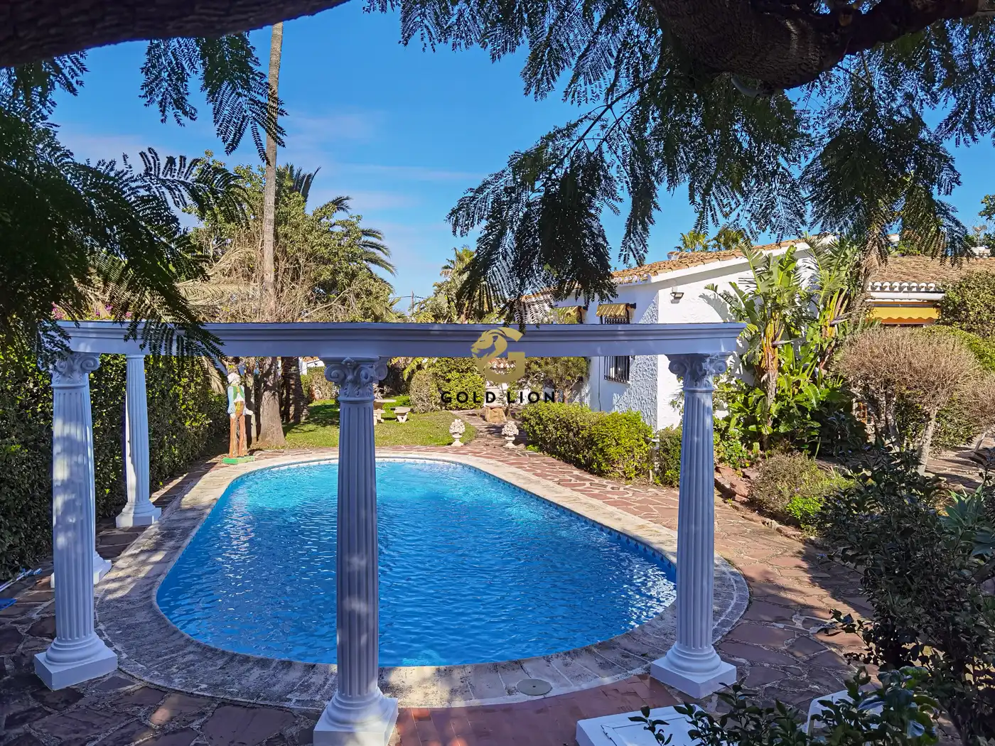 Swimming pool of Houses for sale in Dénia  with Air Conditioner, Heating and Private garden