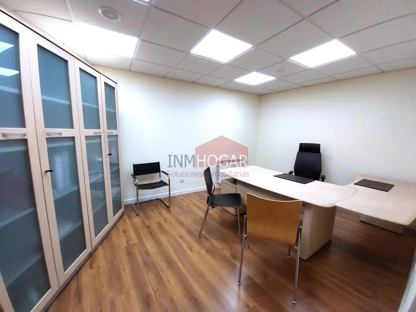 Locale commerciale in vendita a Sur, imagen 2