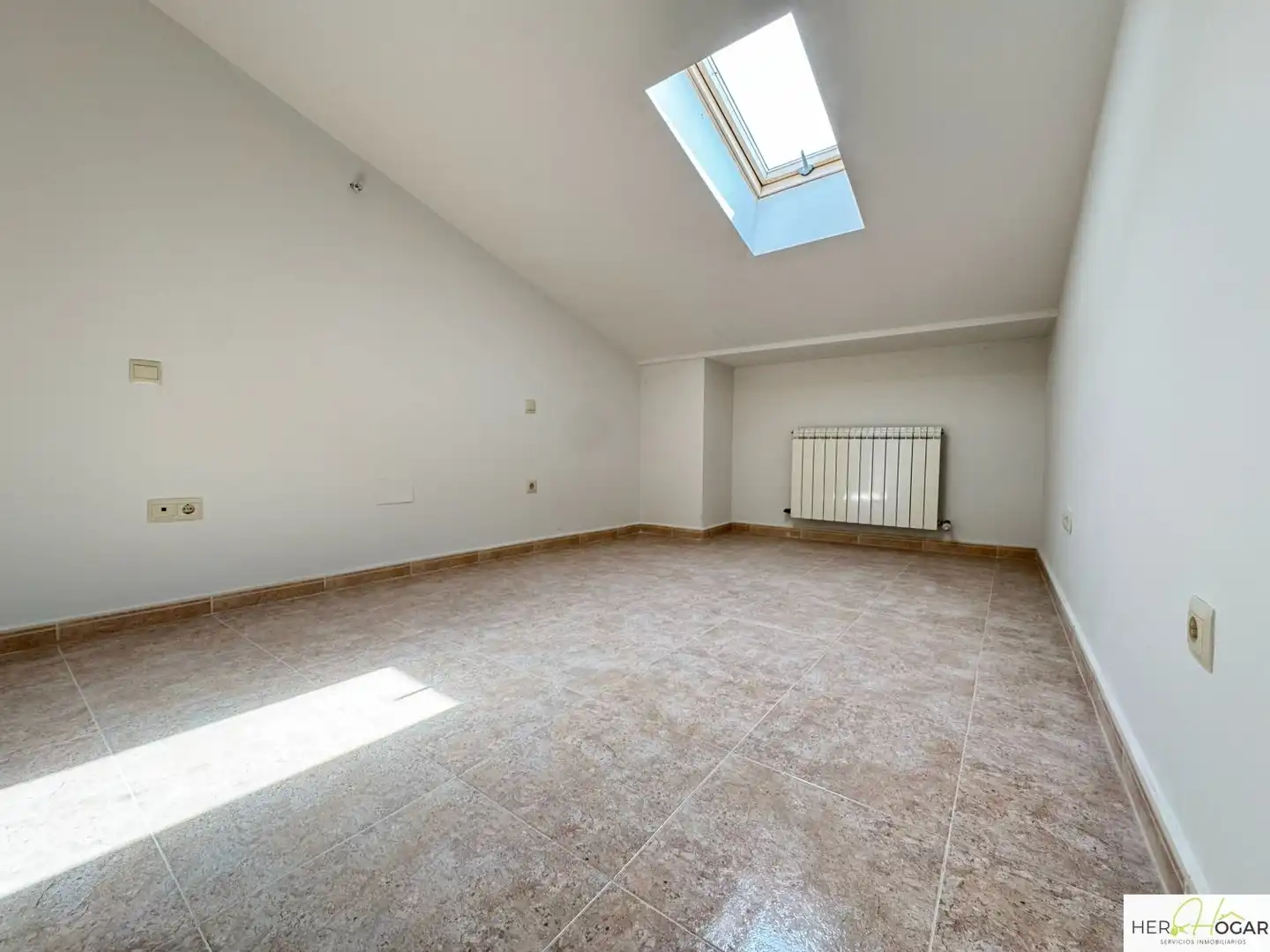 Flat for sale in Alameda de la Sagra  with Heating