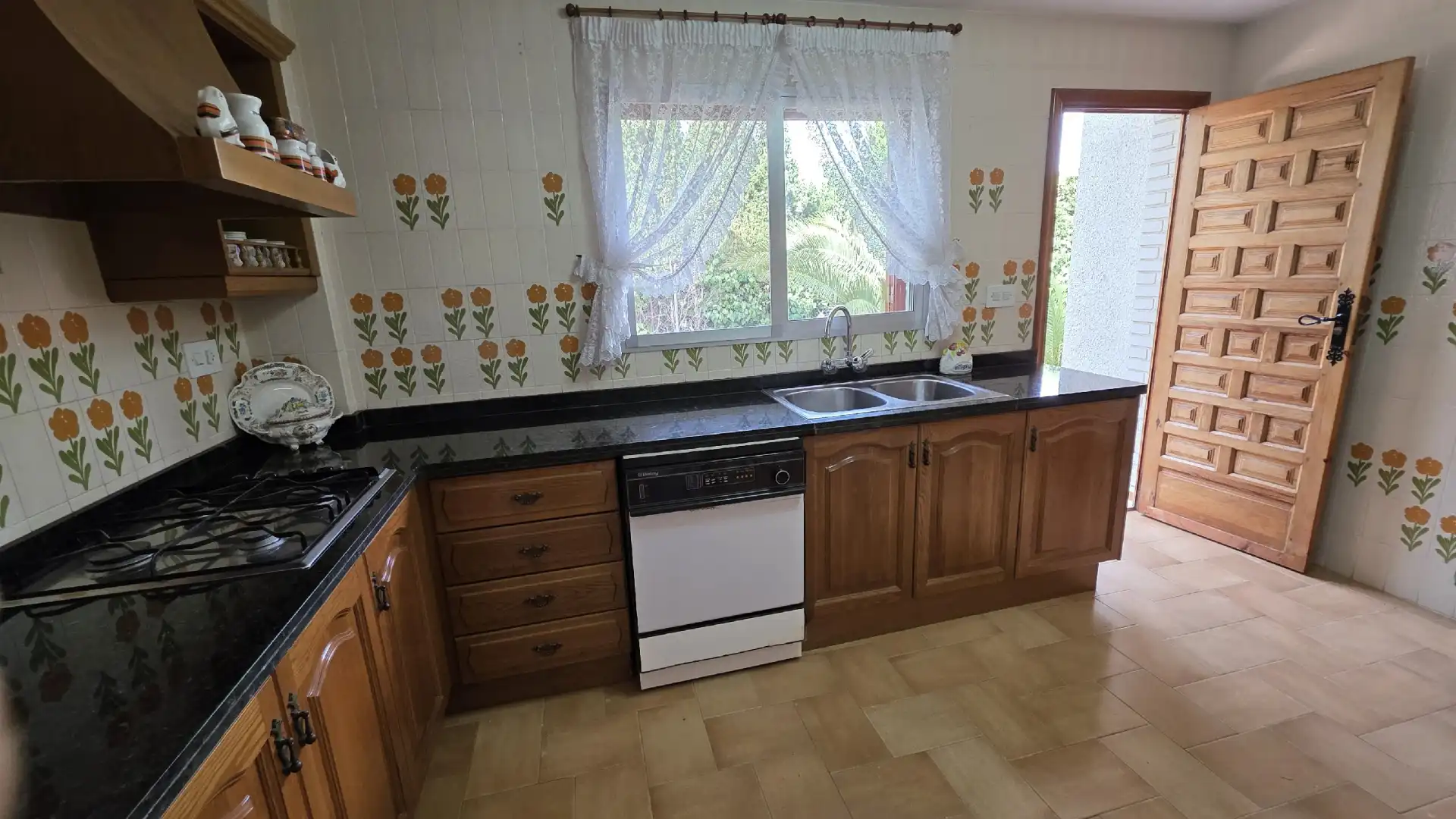 Cuina de Casa o xalet en venda en Bétera amb Jardí privat, Terrassa i Traster