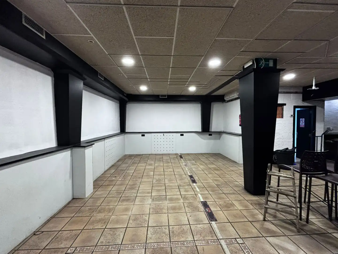 Geschaftsraum zur Miete in Burgos