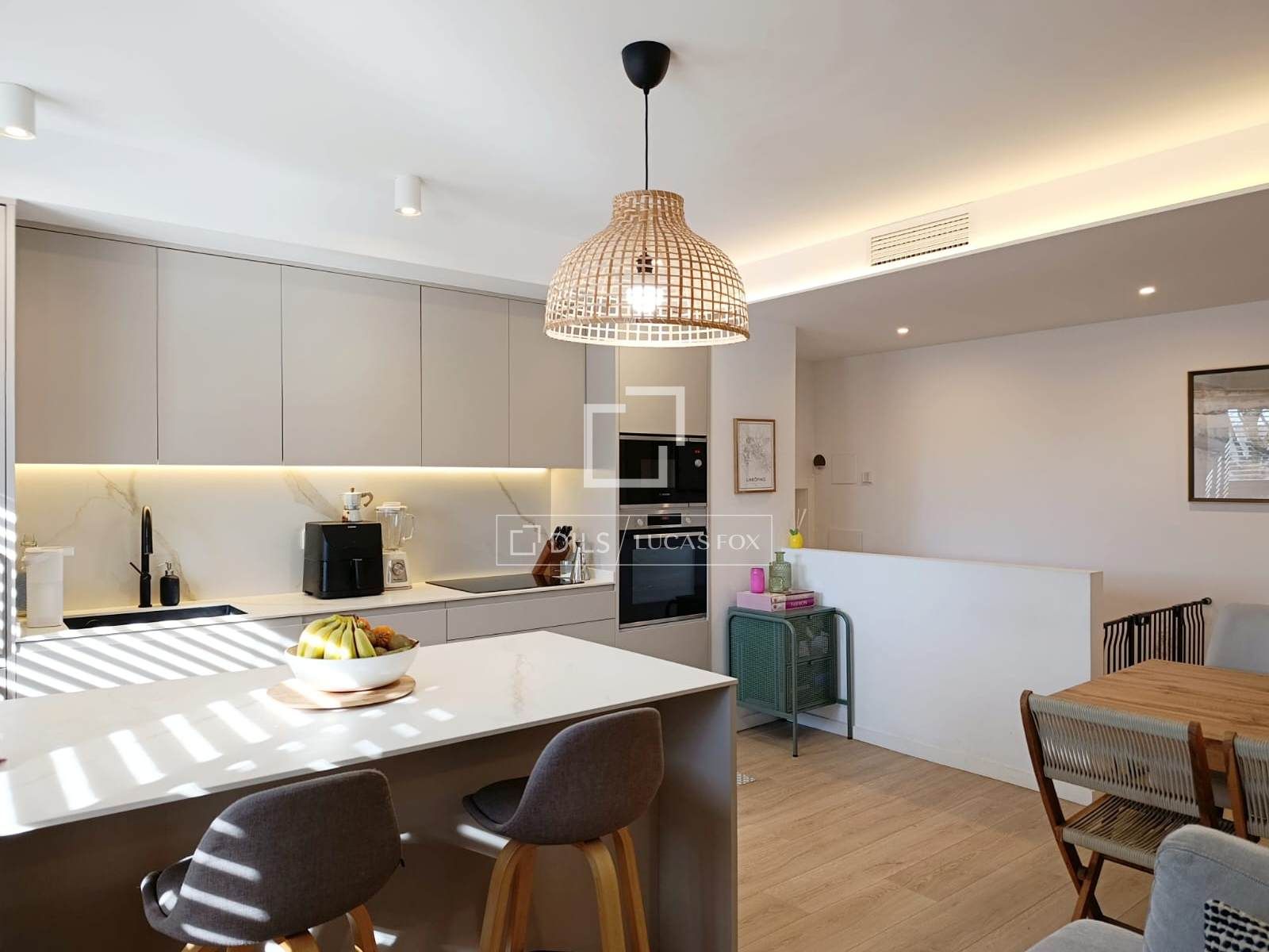 Cuina de Pis en venda en Sant Cugat del Vallès amb Aire condicionat, Piscina i Moblat