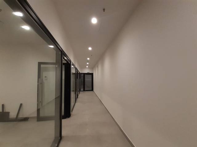 Local comercial en Alquiler en Oviedo - CALLE DE LOS APAREJADORES DENTRO DEL GIMN en El Postigo