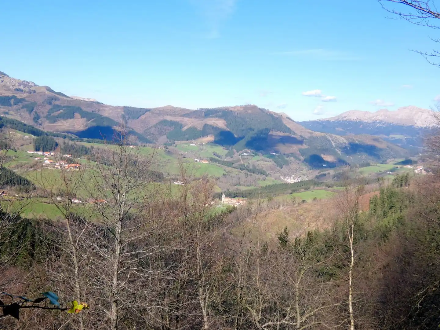 Vista exterior de Finca rústica en venta en Aramaio con Calefacción, Amueblado y Balcón