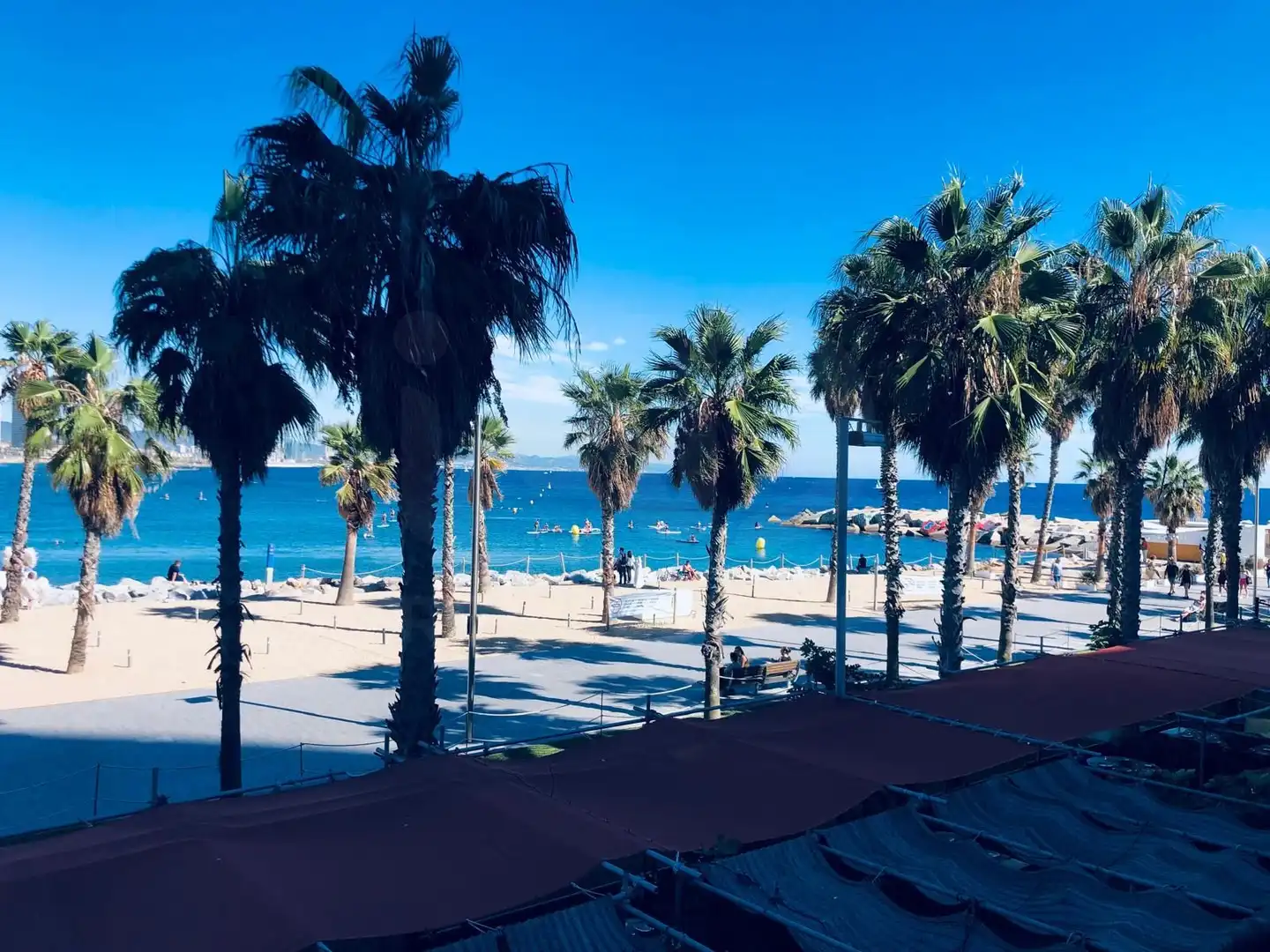 Vista exterior de Àtic en venda en Barcelona amb Aire condicionat, Calefacció i Terrassa