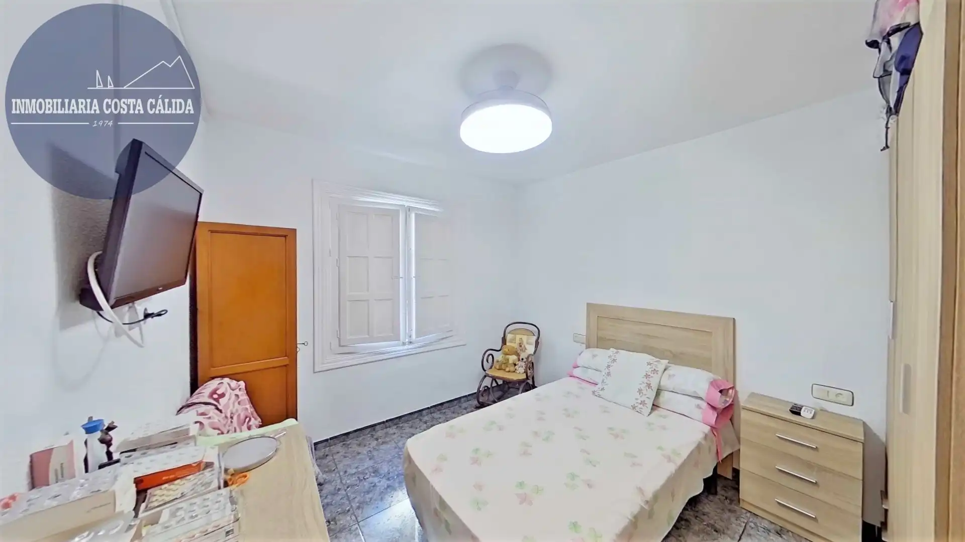 Schlafzimmer von Einfamilien-Reihenhaus zum Verkauf in Casco Antiguo