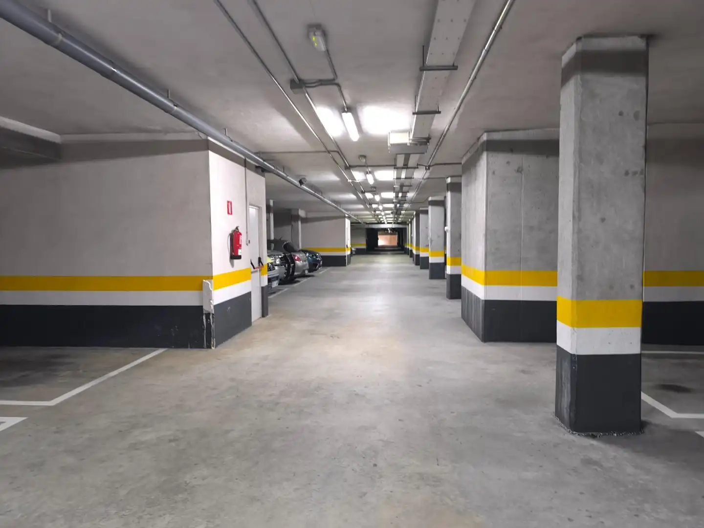 Parkplatz von Garage zum Verkauf in Santiago de Compostela 