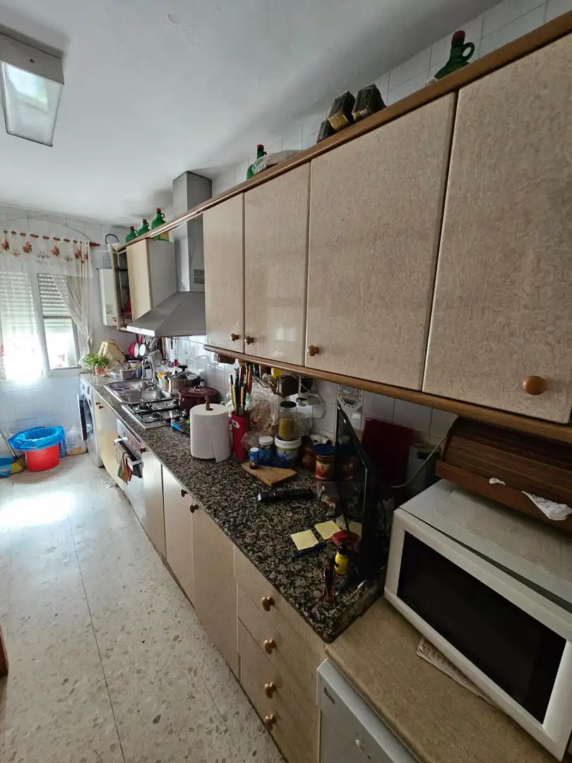 Cuina de Casa adosada en venda en Vejer de la Frontera amb Moblat