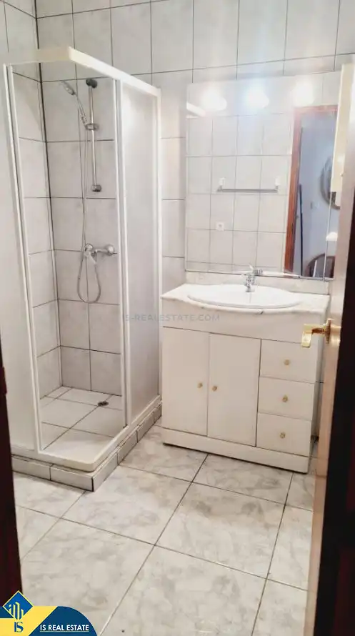 Baño de Casa adosada en venta en Torrevieja con Calefacción, Terraza y Amueblado