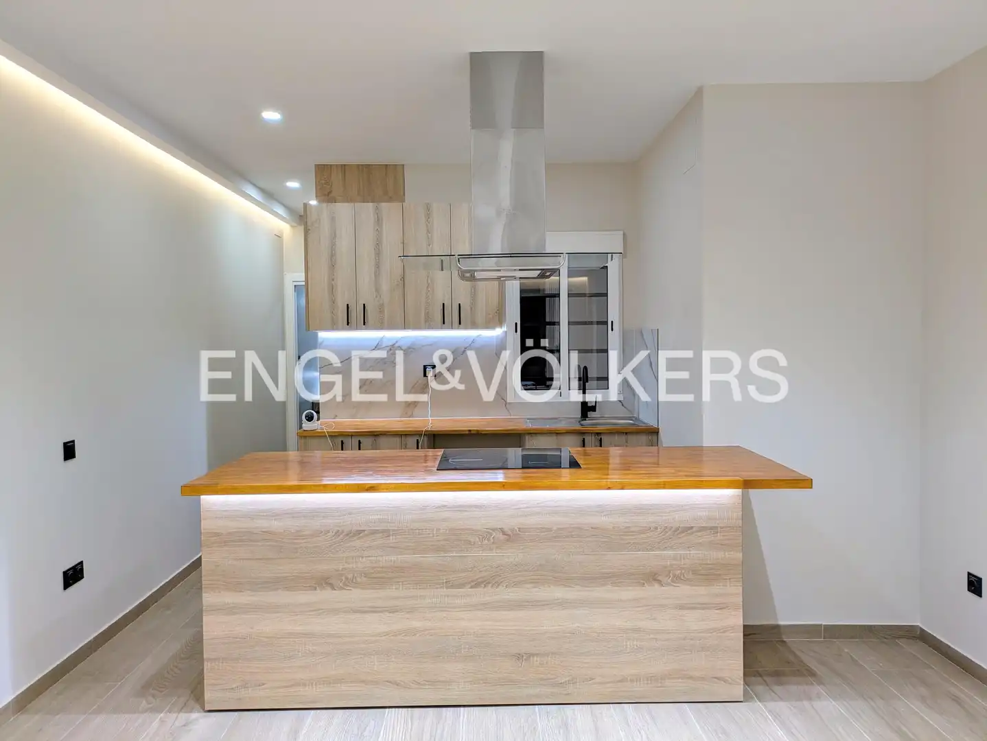 Kitchen of Flat for sale in Barcelona  with Air Conditioner and Heating