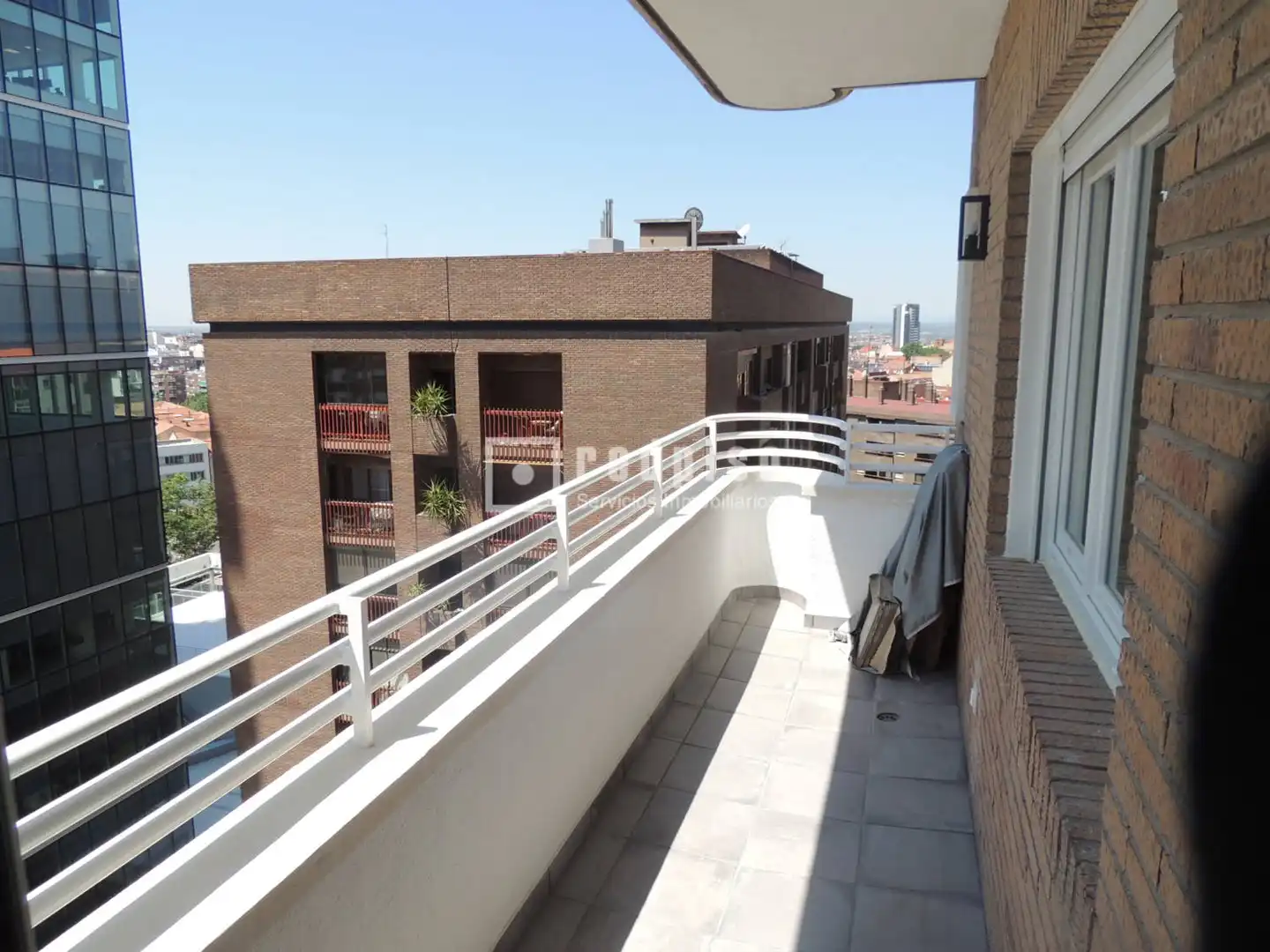 Terrassa de Apartament de lloguer en Madrid amb Aire condicionat, Calefacció i Terrassa