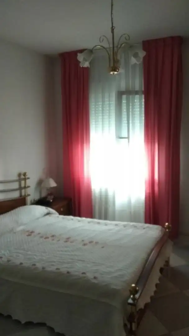 Dormitori de Casa o xalet en venda en Chozas de Canales amb Calefacció, Jardí privat i Terrassa