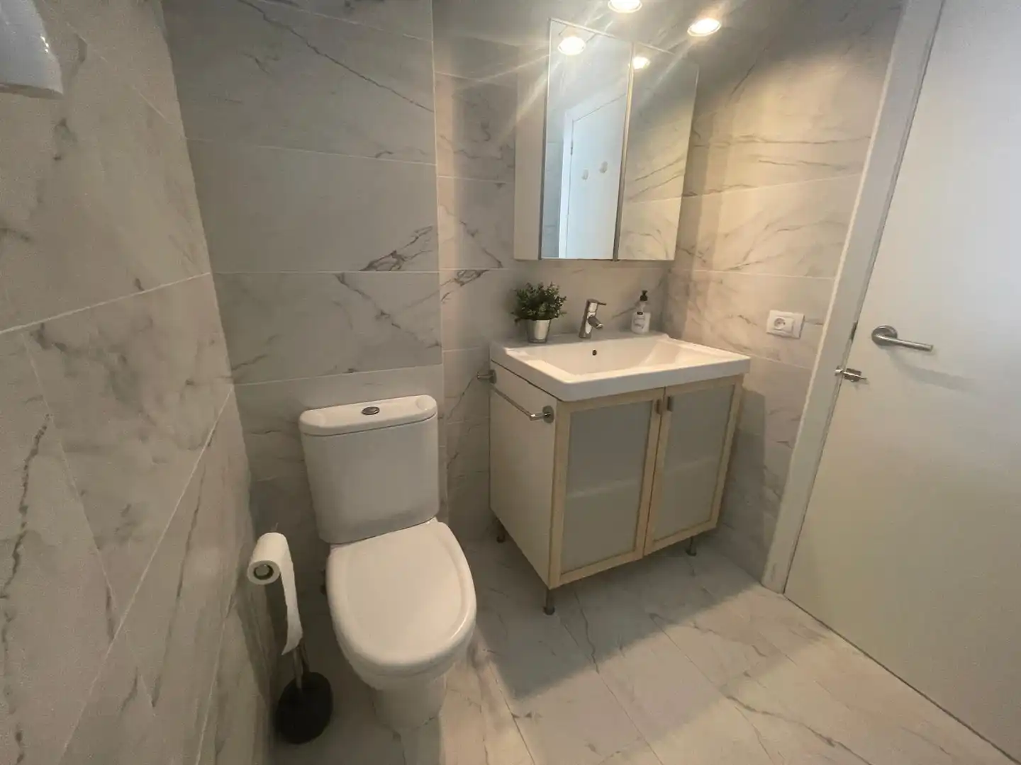 Bathroom of Apartments for sale in Benicasim / Benicàssim  with Private garden, Terrace and Community pool