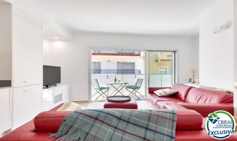 Sala d'estar de Apartament en venda en Roses